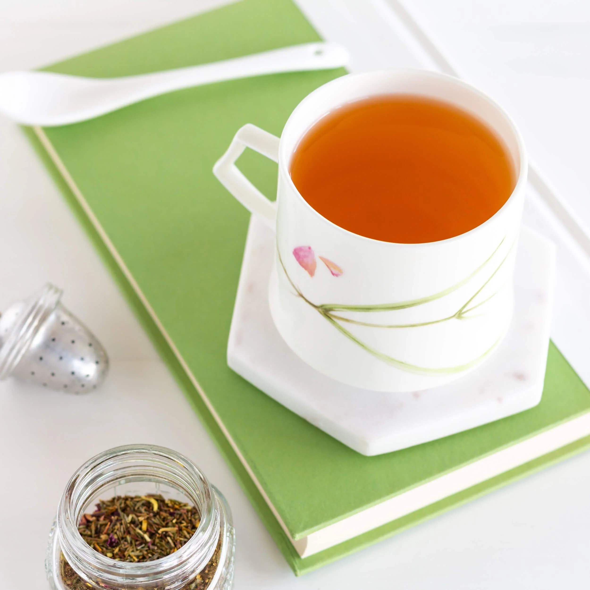 Green Rooibos with Blossoms Herbal Tea - Image 4