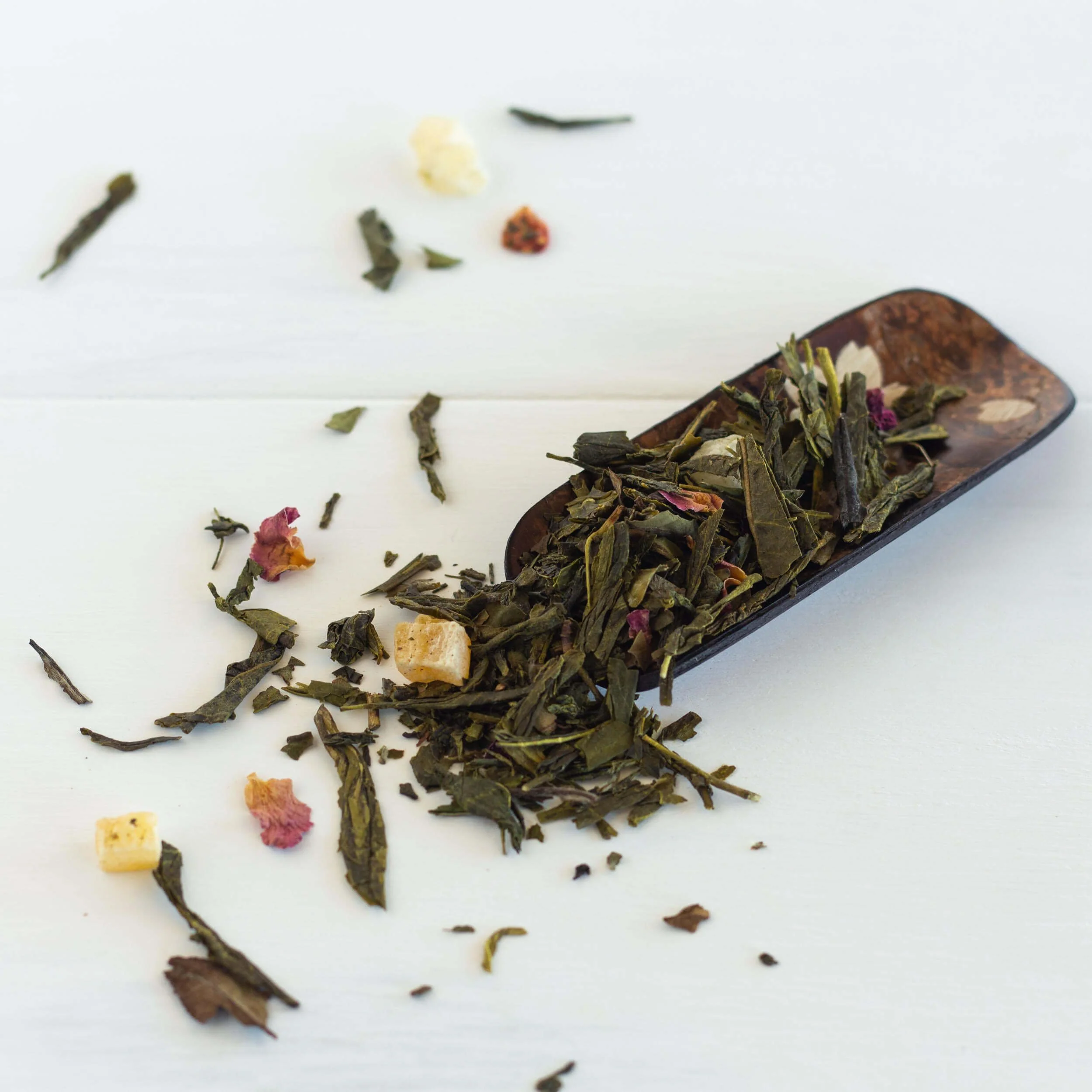 Spring Fancy Green and White Tea Blend - Image 5